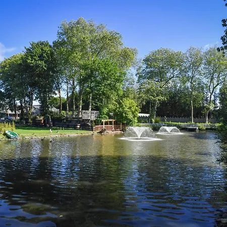 Domaine De La Palombe Landhaus *