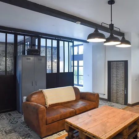 Domaine De La Palombe