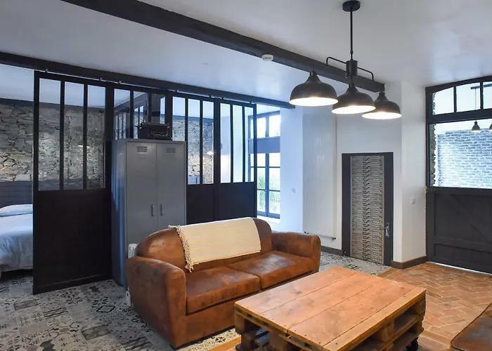 Domaine De La Palombe